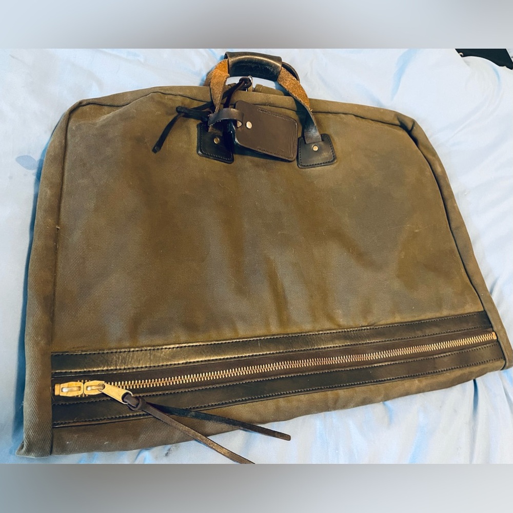 Filson Garment Bag Rugged Cloth Twill Bridle Leather Luggage RARE DISCONTINUED